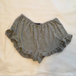 Brandy Melville vodi shorts